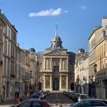 Appartement Versailles Quartier Notre Dame Au Pied Du Chateau Avec Parking Εξωτερικό φωτογραφία