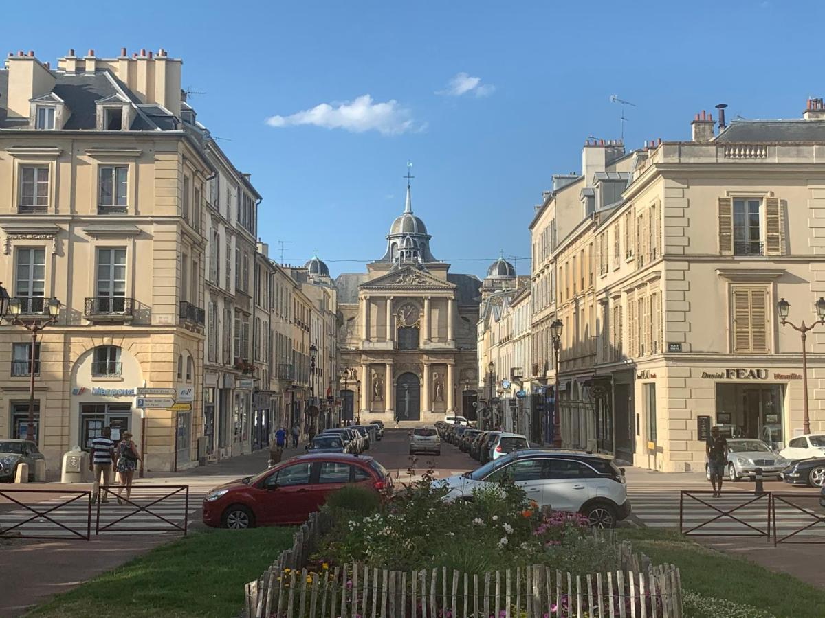 Appartement Versailles Quartier Notre Dame Au Pied Du Chateau Avec Parking Εξωτερικό φωτογραφία