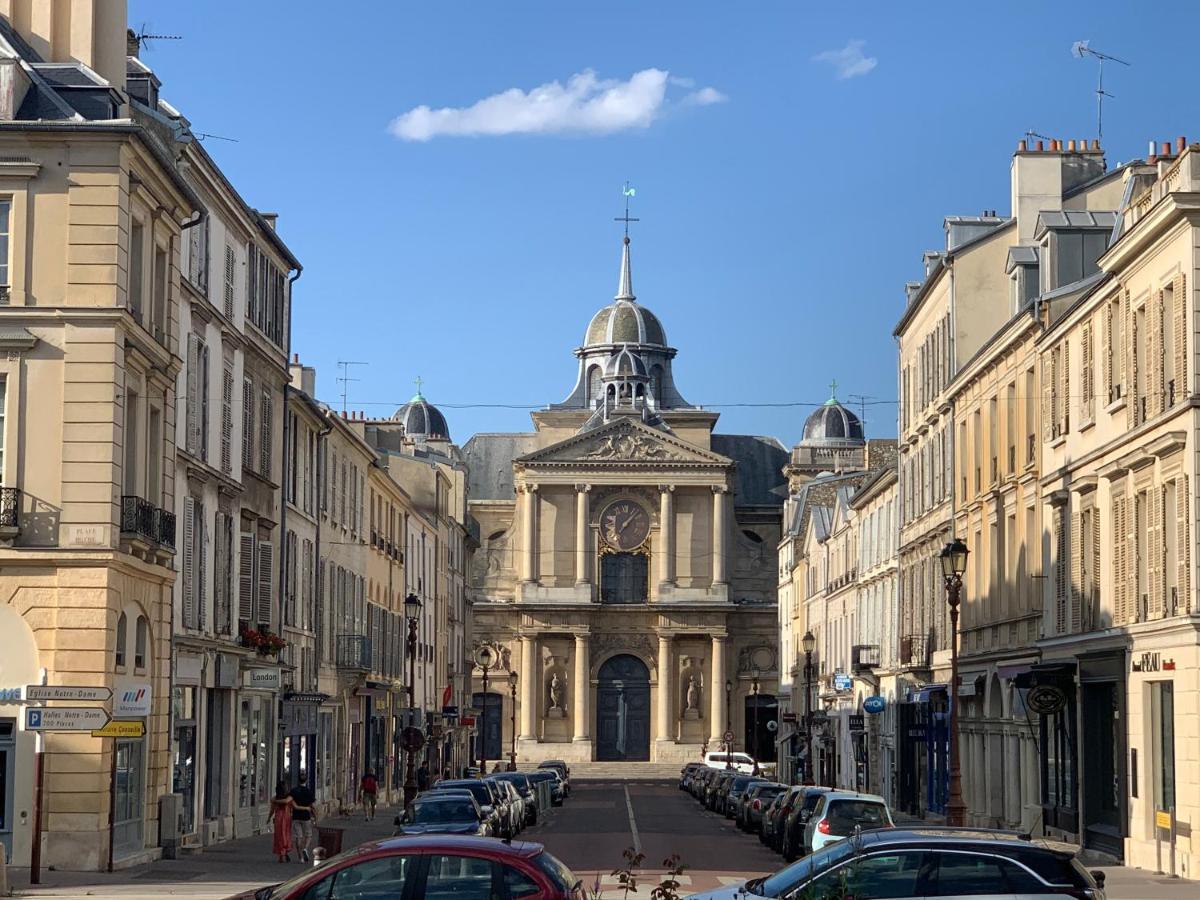 Appartement Versailles Quartier Notre Dame Au Pied Du Chateau Avec Parking Εξωτερικό φωτογραφία