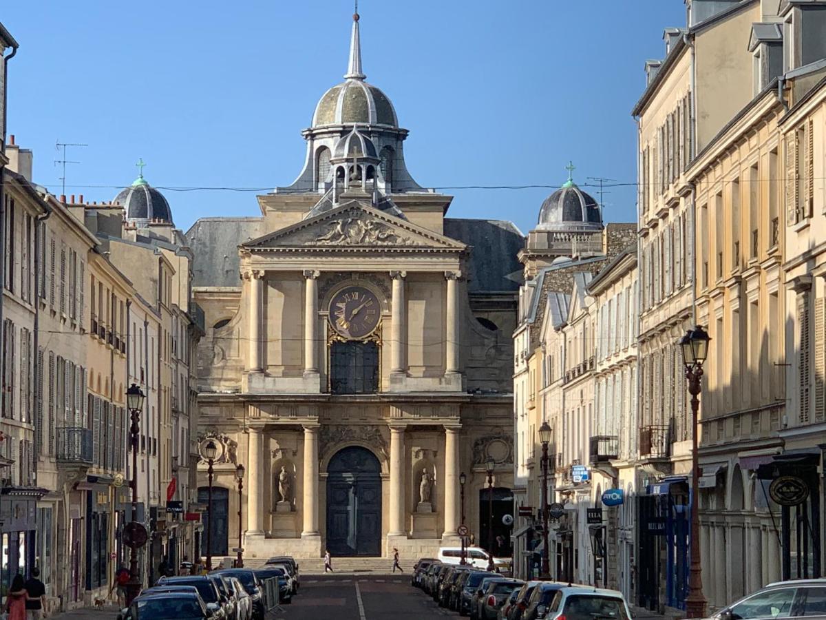 Appartement Versailles Quartier Notre Dame Au Pied Du Chateau Avec Parking Εξωτερικό φωτογραφία